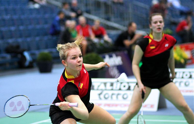 Jennifer Karnott und Lara Käpplein, © Badmintonfotos von Frank Kossiski