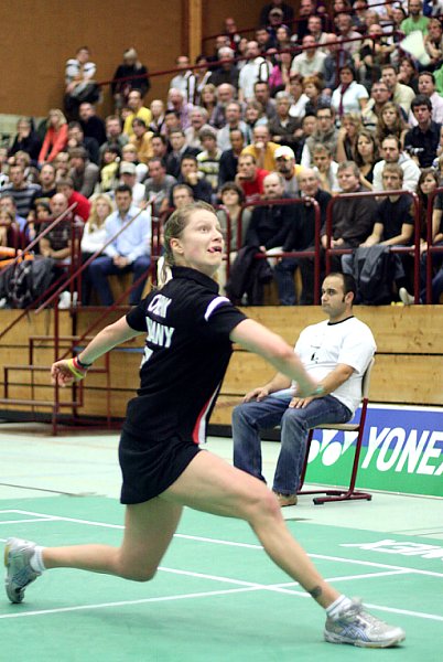 Juliane Schenk beim Badminton-Länderspiel Deutschland - England in Erlangen, Foto: Frank Kossiski