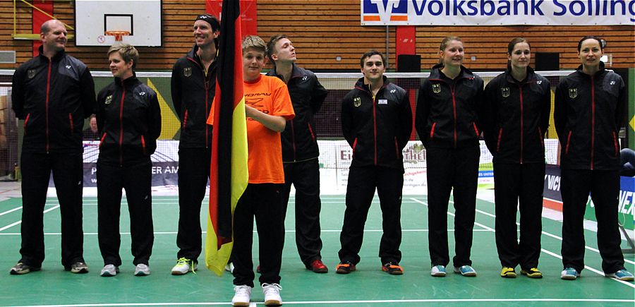 Das deutsche Nationalteam, v. l. n. r.: Holger Hasse, Anja Weber, Ingo Kindervater, Kai Schäfer, Anika Dörr, Carla Nelte, Johanna Goliszewski, © Badmintonfotos von Frank Kossiski